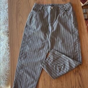 Flamingo Loose Fit Pant. NWOT. Size 10.